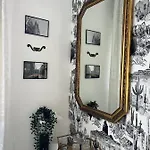 Cici's * Milan